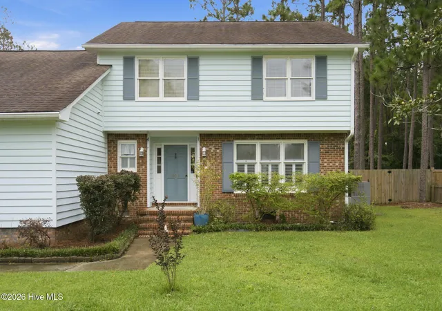 Photo 3 of Single family home for sale at 10017 N Olde Towne Wynd SE, Belville, NC 28451 | MLS# 100600148 | Listing updated on 2026-09-10
