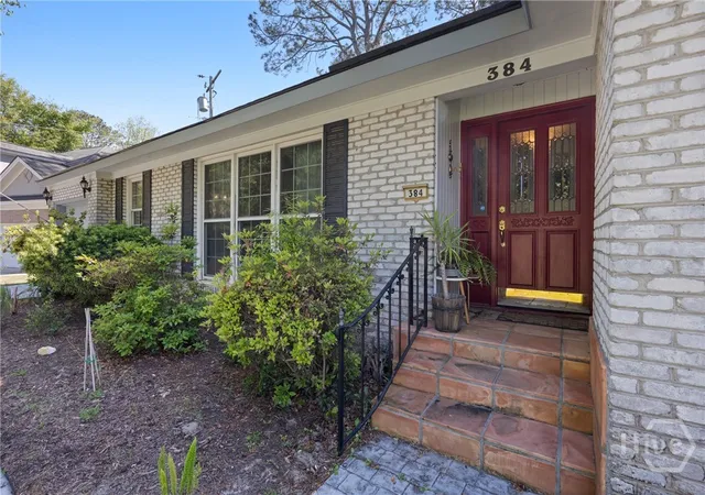 Photo 2 of Single family home for sale at 384 Hunt Dr, Savannah, GA 31406 | MLS# SA353383 | Listing updated on 2026-07-31
