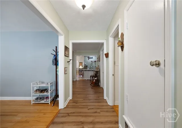 Photo 3 of Single family home for sale at 384 Hunt Dr, Savannah, GA 31406 | MLS# SA353383 | Listing updated on 2026-07-31