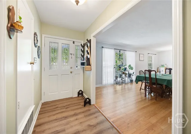 Photo 3 of Single family home for sale at 384 Hunt Dr, Savannah, GA 31406 | MLS# SA353383 | Listing updated on 2026-10-20
