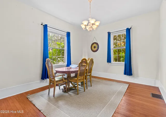 Photo 3 of Single family home for sale at 1503 National Ave, New Bern, NC 28560 | MLS# 100579458 | Listing updated on 2026-09-20