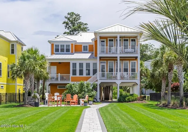 Photo 3 of Single family home for sale at 1606 E Yacht Dr, Oak Island, NC 28465 | MLS# 100583273 | Listing updated on 2026-08-01