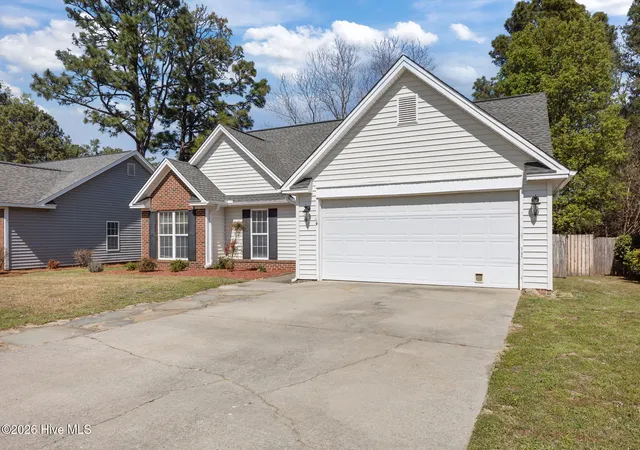 Photo 3 of Single family home for sale at 110 Kensington Way, Aberdeen, NC 28315 | MLS# 100563386 | Listing updated on 2026-07-08