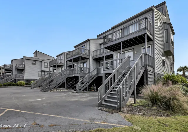 2nd image of 1928 New River Inlet Rd, N Topsail Beach, NC 28460