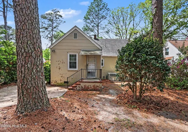 Homes for sale in Rocky Mount, NC | 733 Cedarbrook Dr, Rocky Mount, NC 27803 | MLS# 100588771