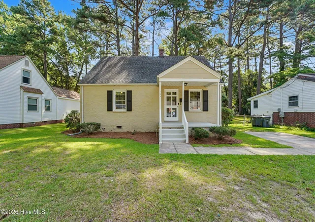 Homes for sale in Rocky Mount, NC | 733 Cedarbrook Dr, Rocky Mount, NC 27803 | MLS# 100588771