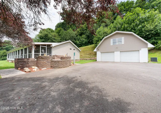 1st image of 4122 Fairview Rd, Andrews, NC 28901 | MLS# 100586694