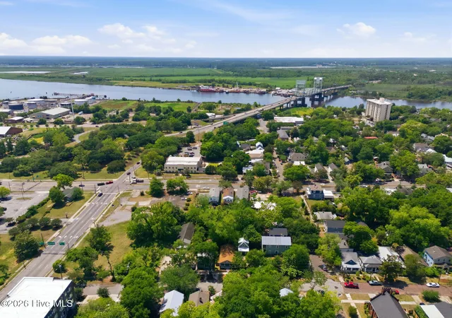 Photo 3 of Single family home for sale at 708 S 4th Street, Wilmington, NC 28401 | MLS# 100573308 | Listing updated on 2026-09-09