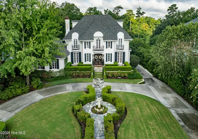 Photo 3 of Mansion for sale at 2325 Ocean Point Dr, Wilmington, NC 28405 | MLS# 100595760 | Listing updated on 2026-09-02