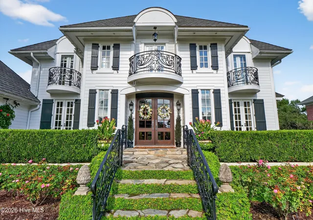 Photo 3 of Single family home for sale at 2325 Ocean Point Dr, Wilmington, NC 28405 | MLS# 100595760 | Listing updated on 2026-09-02