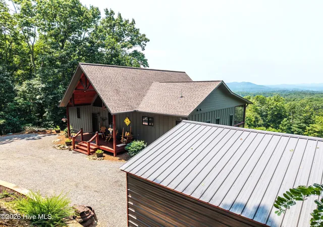 Photo 3 of Single family home for sale at 800 Mary King Mountain Dr, Murphy, NC 28906 | MLS# 100592991 | Listing updated on 2026-08-17