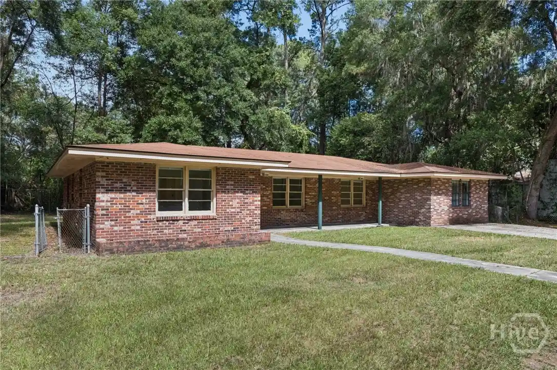 Photo 1 of Single family home for sale at 2210 Bona Bella Ave, Savannah, GA 31406 | MLS# SA365388 | Listing updated on 2026-10-05