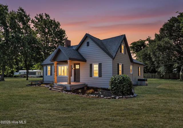 Photo 2 of Single family home for sale at 125 Robert Walker Rd, Moyock, NC 27958 | MLS# 100599797 | Listing updated on 2026-09-30