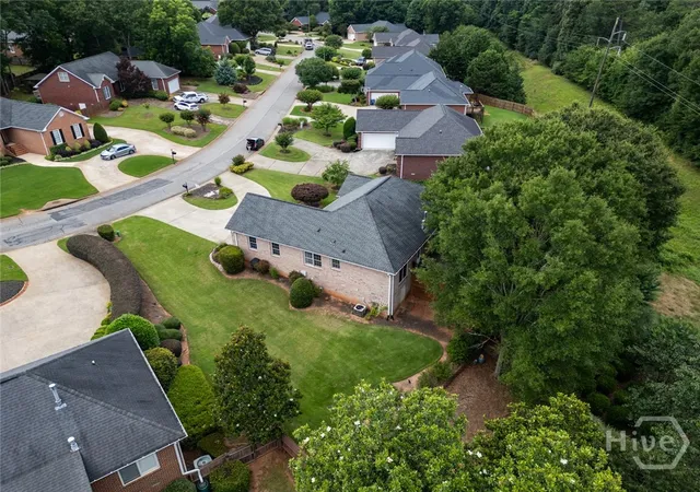 5th image of 645 Saint Ives Dr, Athens, GA 30606 | MLS# CL359189