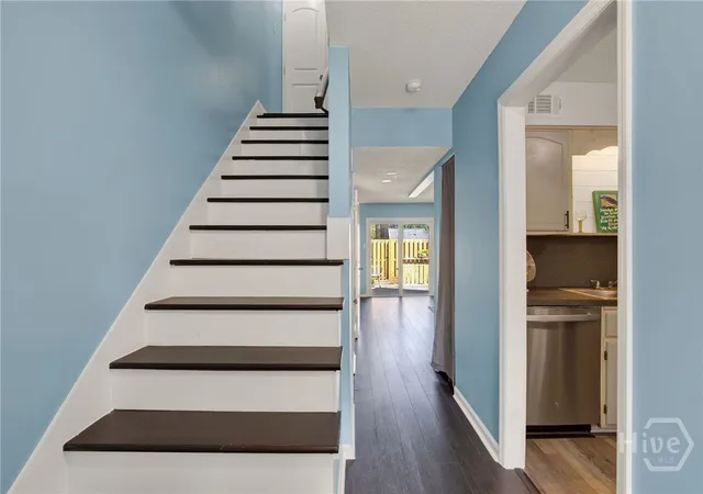 Photo 4 of Townhouse for sale at 19 Clipper Ct, Savannah, GA 31410 | MLS# SA356844 | Listing updated on 2026-07-22