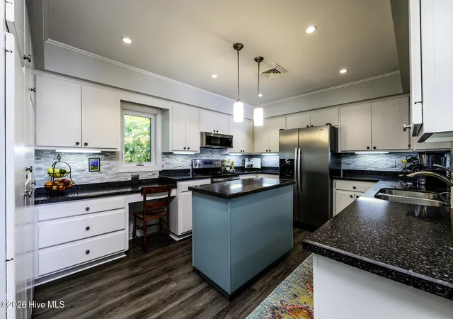 4th image of 302 Plantation Dr, New Bern, NC 28562 | MLS# 100559916