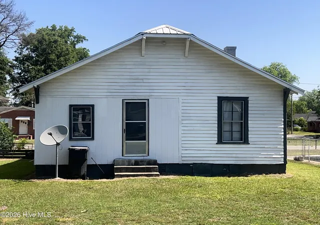 4th image of 702 W Walnut St, Goldsboro, NC 27530 | MLS# 100575532