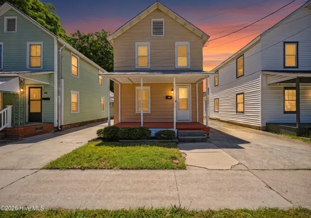 1st image of 804 2nd St, Elizabeth City, NC 27909 | MLS# 100580716