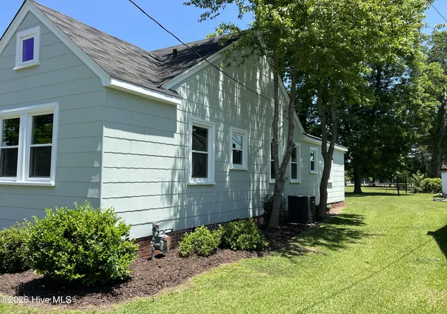 Homes for sale in Ayden, NC | 4143 N Lee St, Ayden, NC 28513 | MLS# 100578122