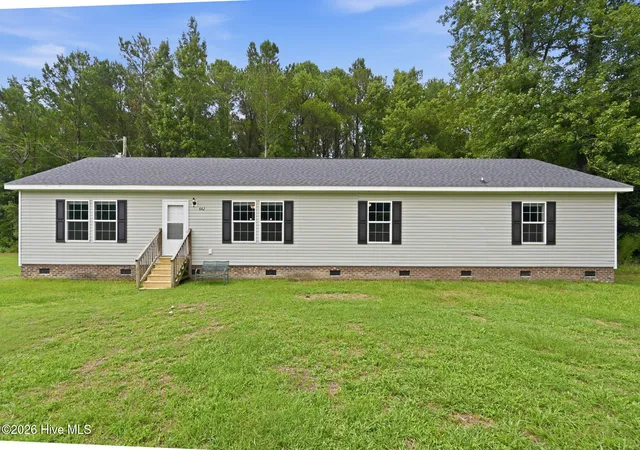 Single family home for sale at 662 Hallsville Rd, Beulaville, NC 28518 | MLS# 100594530