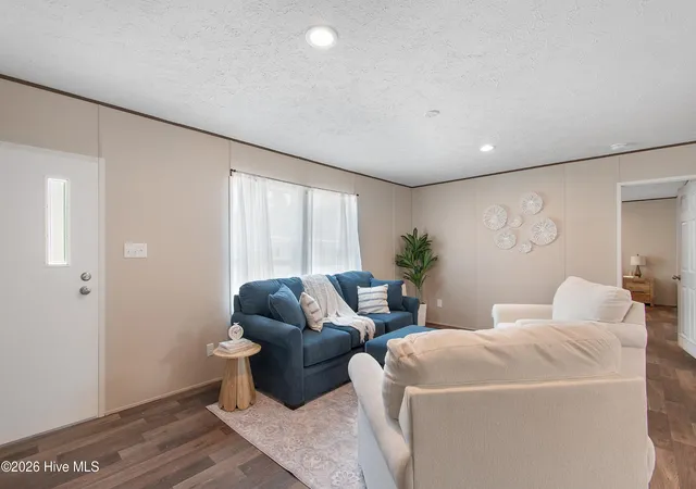 Photo 3 of Manufactured home for sale at 928 Willow Pl Sw, Calabash, NC 28467 | MLS# 100592806 | Listing updated on 2026-09-11