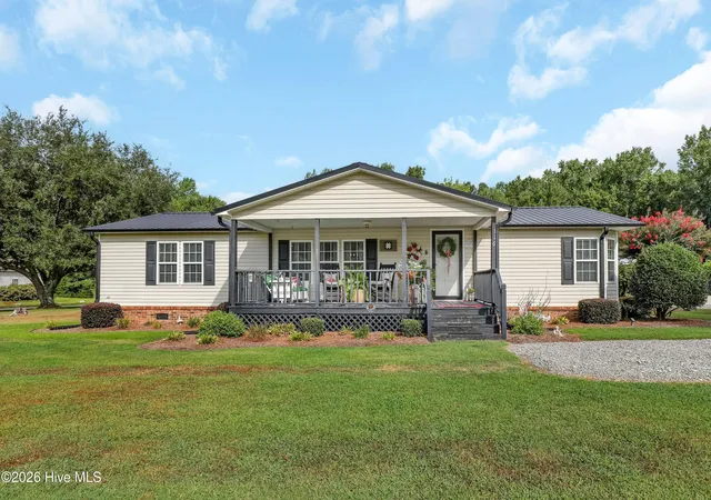 Photo 1 of Manufactured home for sale at 116 Woodcroft Ln, Rocky Point, NC 28457 | MLS# 100586929 | Listing updated on 2026-09-11