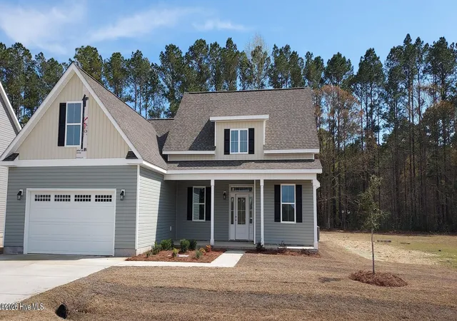 Photo 1 of Single family home for sale at 140 Cripple Crk Dr, Swansboro, NC 28584 | MLS# 100561894 | Listing updated on 2026-08-11