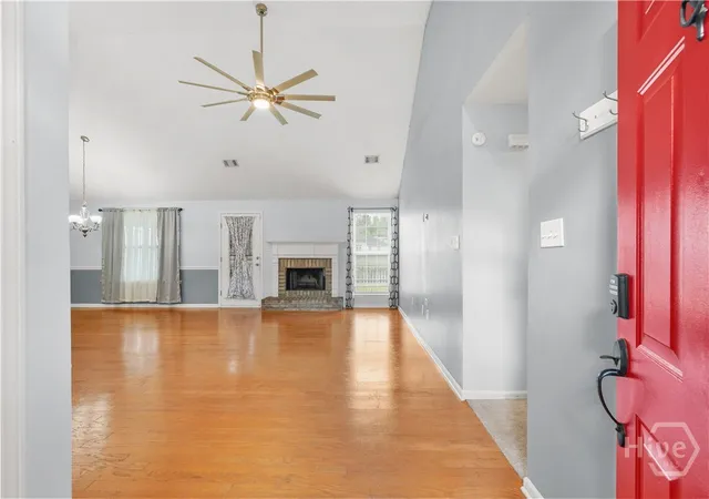 Photo 3 of Single family home for sale at 119 Meadowside Ln, Savannah, GA 31405 | MLS# SA353102 | Listing updated on 2026-10-27
