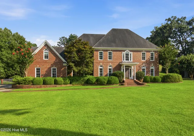 Photo 1 of Single family home for sale at 1107 Country Clb Dr, Trent Woods, NC 28562 | MLS# 100592765 | Listing updated on 2026-08-14