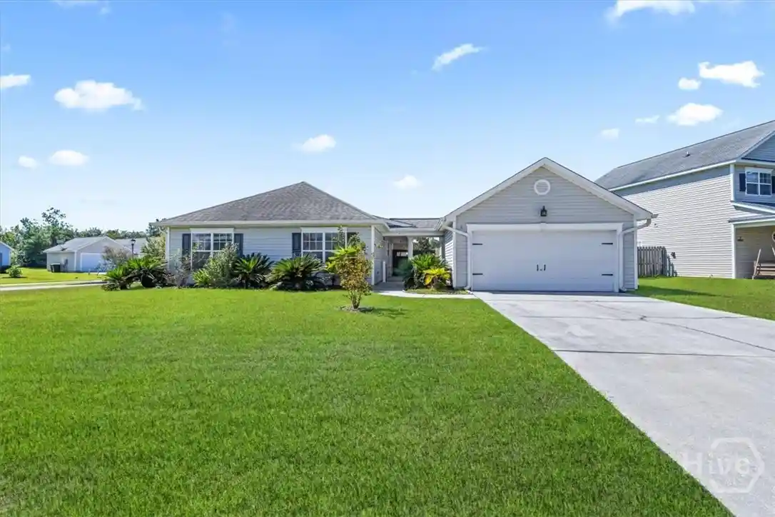 Photo 1 of Single family home for sale at 9 Ballasalla Loop, Savannah, GA 31407 | MLS# SA364558 | Listing updated on 2026-10-06