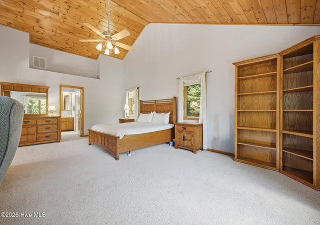Photo 3 of Single family home for sale at 820 Chimney Ridge Dr, Topton, NC 28781 | MLS# 100582947 | Listing updated on 2026-09-30