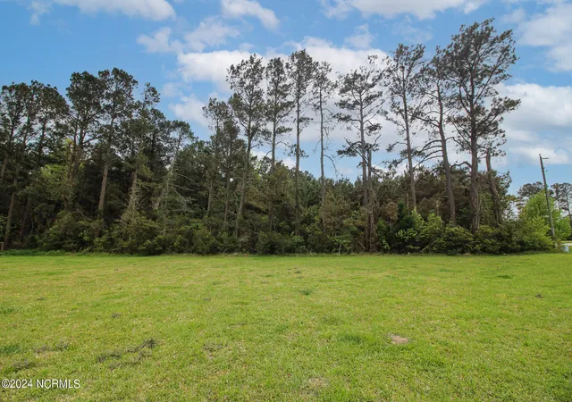 3rd image of 1125 Bluebill Dr, Havelock, NC 28532 | MLS# 100546477