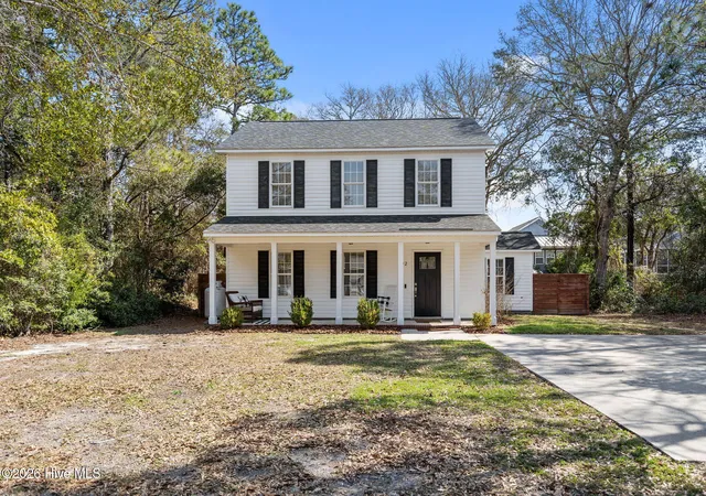 Homes for sale in Oak Island, NC | 142 Ne 14th St, Oak Island, NC 28465 | MLS# 100558103