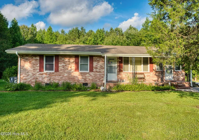 Homes for sale in Creswell, NC | 12862 N Nc Hwy 94 N, Creswell, NC 27928 | MLS# 100585537