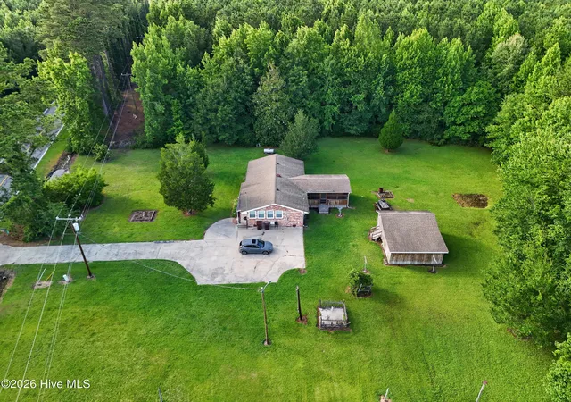 Homes for sale in Creswell, NC | 12862 N Nc Hwy 94 N, Creswell, NC 27928 | MLS# 100585537