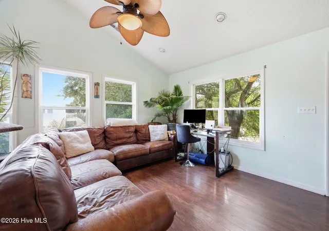 4th image of 404 Bogue Inlet Dr, Emerald Isle, NC 28594 | MLS# 100584790