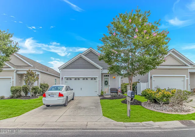 Photo 2 of Single family home for sale at 27 Cattle Run Ln, Carolina Shores, NC 28467 | MLS# 100588275 | Listing updated on 2026-09-03