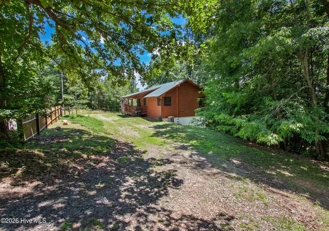 Photo 3 of Single family home for sale at 117 Carson Ln, Murphy, NC 28906 | MLS# 100583268 | Listing updated on 2026-10-05