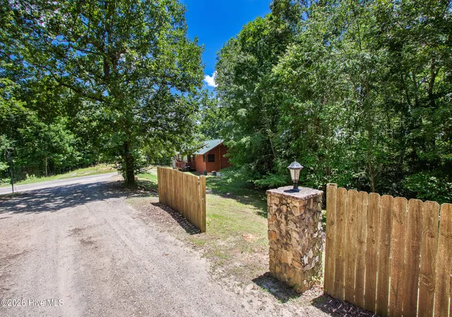 Photo 3 of Single family home for sale at 117 Carson Ln, Murphy, NC 28906 | MLS# 100583268 | Listing updated on 2026-10-05