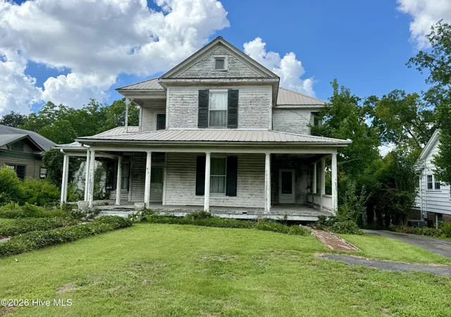 Photo 1 of Single family home for sale at 913 Fayetteville Rd, Rockingham, NC 28379 | MLS# 100595288 | Listing updated on 2026-08-11