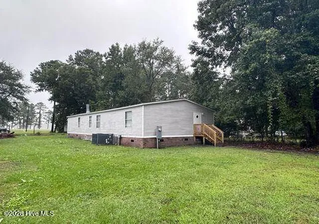 Homes for sale in Hubert, NC | 11 Marlette St, Hubert, NC 28539 | MLS# 100586157