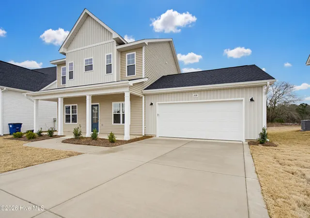 Photo 2 of Single family home for sale at 208 Peeler Cir, Raeford, NC 28376 | MLS# 100522325 | Listing updated on 2026-07-30