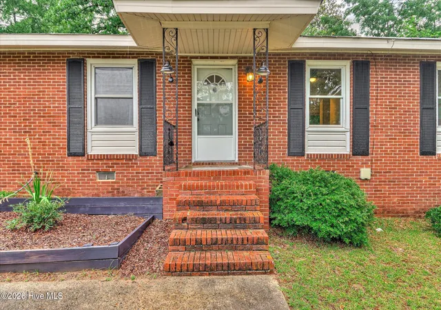 2nd image of 753 Hillside Dr, North Augusta, SC 29841 | MLS# 100582916