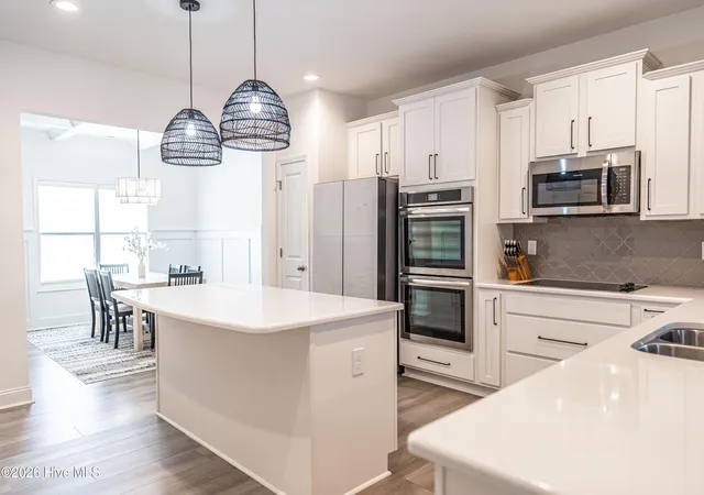 Photo 2 of Single family home for sale at 126 Courtland Cir, Foxfire Village, NC 27281 | MLS# 100562089 | Listing updated on 2026-09-08