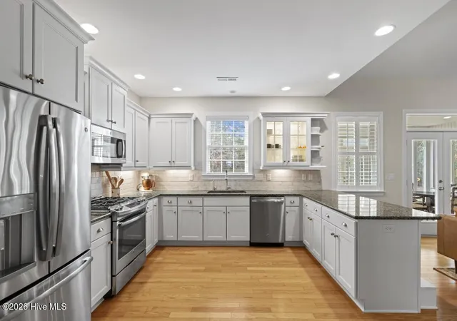 Photo 4 of Single family home for sale at 116 Mansfield Ct, Hampstead, NC 28443 | MLS# 100558511 | Listing updated on 2026-07-21