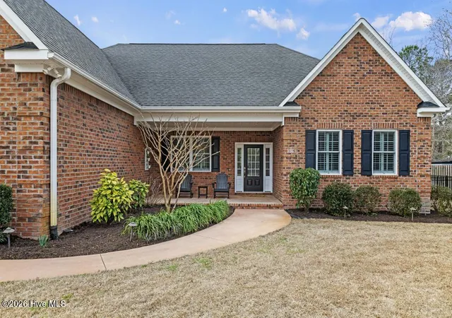 Photo 2 of Single family home for sale at 116 Mansfield Ct, Hampstead, NC 28443 | MLS# 100558511 | Listing updated on 2026-07-21