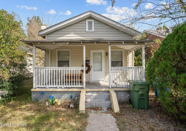 Homes for sale in Wilmington, NC | 1115 S 6th St, Wilmington, NC 28401 | MLS# 100584903
