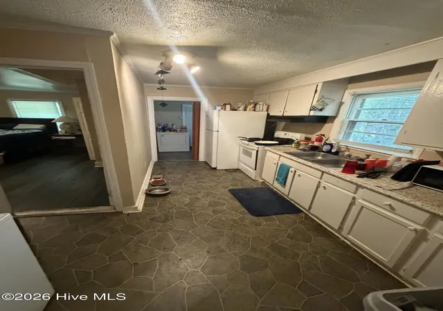 Homes for sale in Wilmington, NC | 1115 S 6Th St, Wilmington, NC 28401 | MLS# 100584903