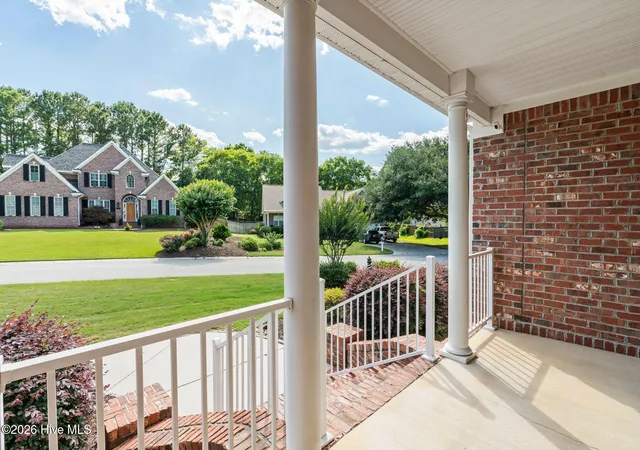 Photo 4 of Single family home for sale at 621 Blue Point Dr, Wilmington, NC 28411 | MLS# 100579550 | Listing updated on 2026-10-02