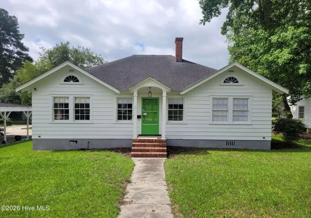 2nd image of 204 Jefferson St, Whiteville, NC 28472 | MLS# 100580105